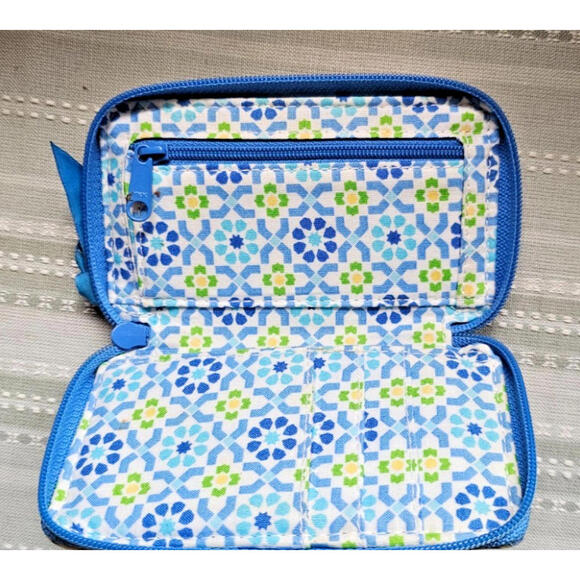 Vera Bradley Wristlet Wallets Business Card ID Buttercup-- - Picture 2 of 2